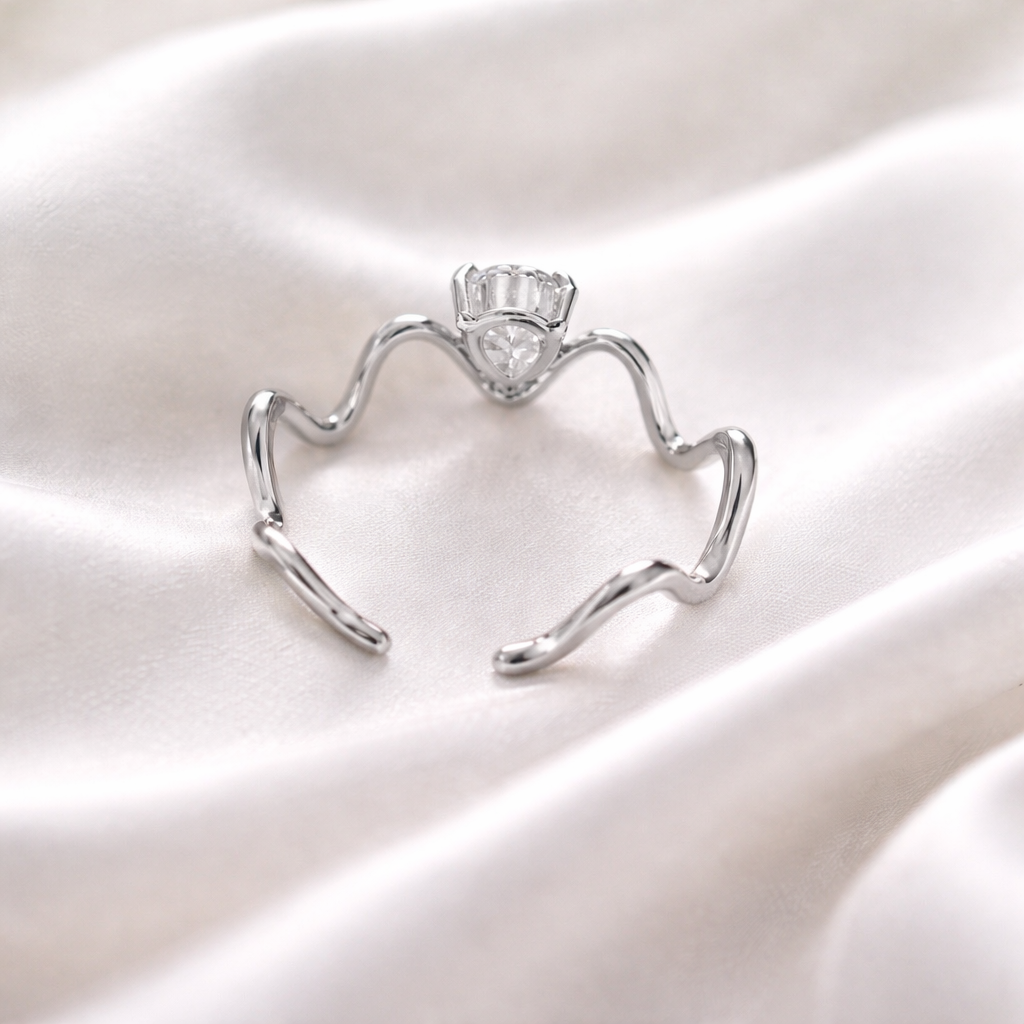 Liora Wave Ring